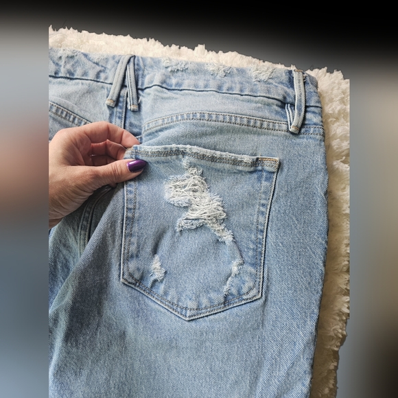 Good American Good Boy Split Hem - Picture 5 of 13